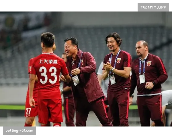 单后腰向双后腰转型趋势明显 夏窗新增六名防守型中场 单后腰向双后腰转型趋势明显 夏窗新增六名防守型中场